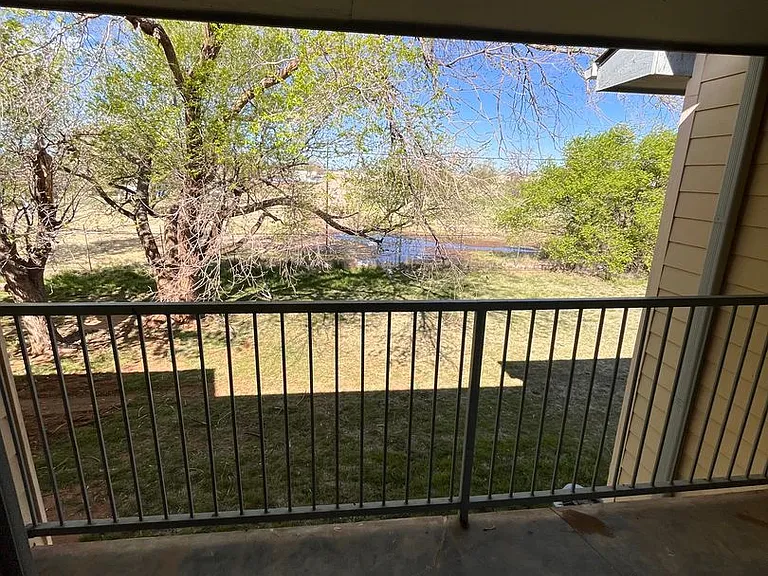 Echols 1500 - Sedona Apartments — Photo 33