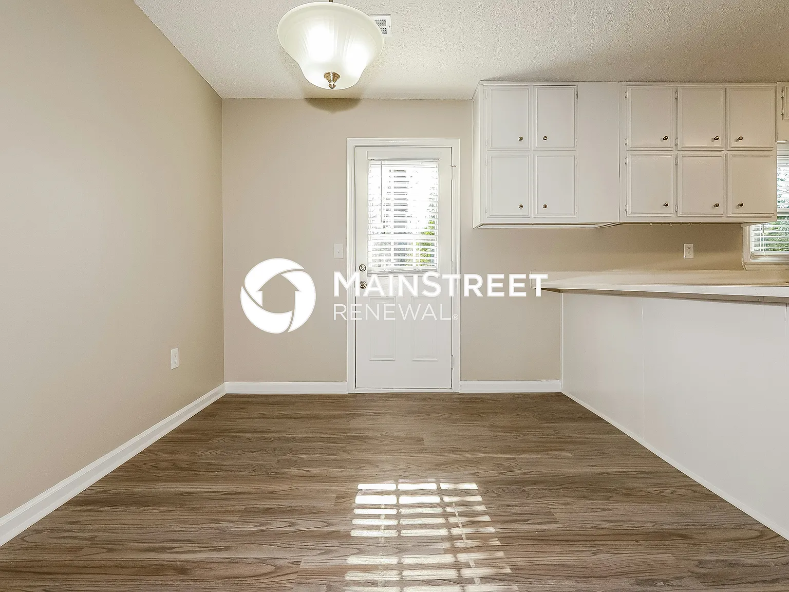 105 Vesta Ct — Photo 4