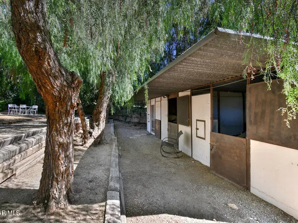 5342 Lewis Rd, Agoura Hills, CA 91301