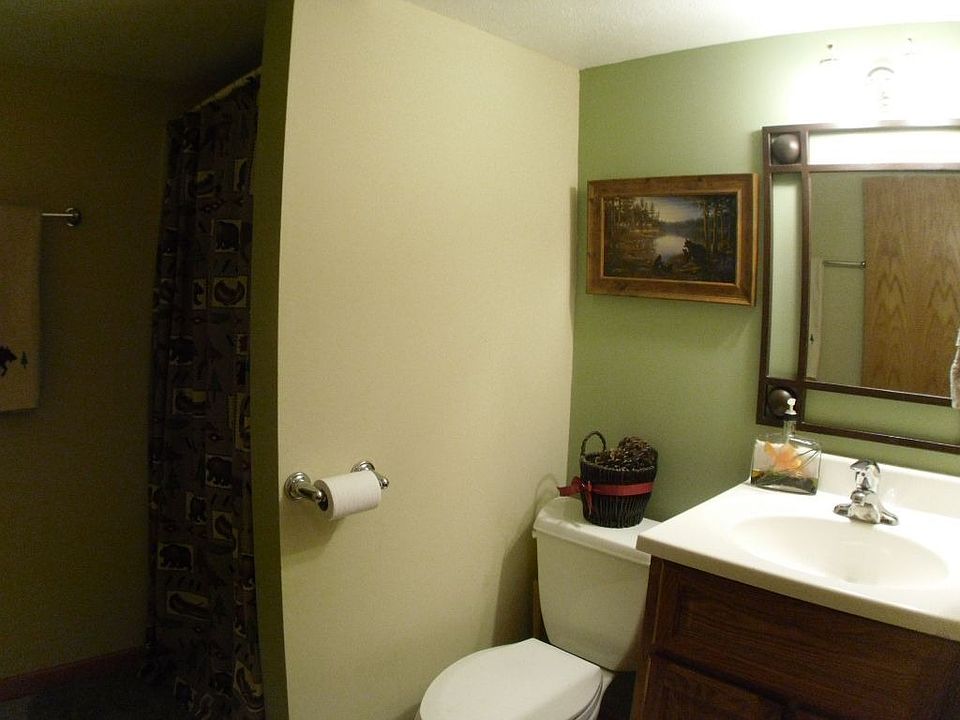 LL Full Bath