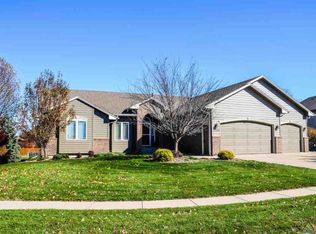 2308 S Potomac Cir, Sioux Falls, SD 57106