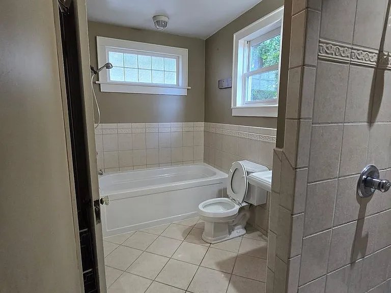 1635 E Ocean View Ave — Photo 13