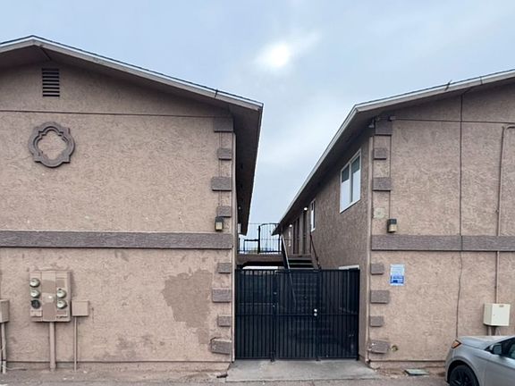 3rd image of 213 E Foster Ave APT 8