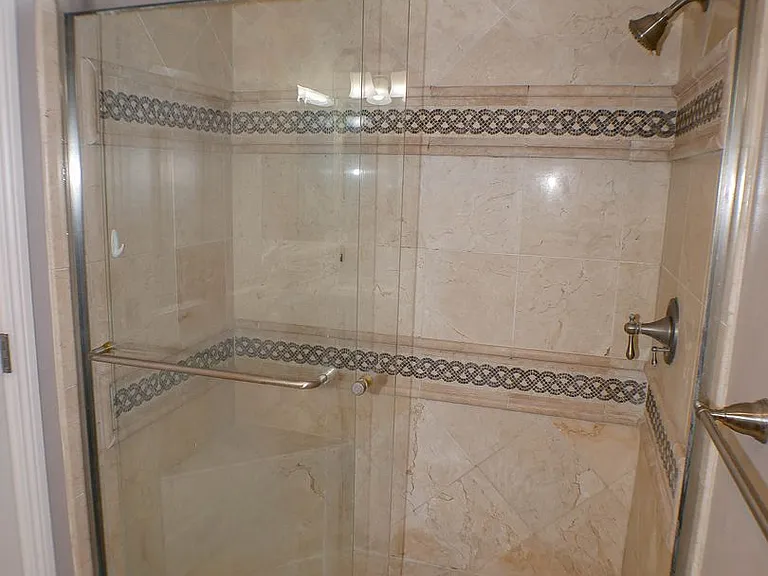 7509 Draper Ave #202 — Photo 19