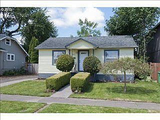 1st image of 8611 N Drummond Ave
