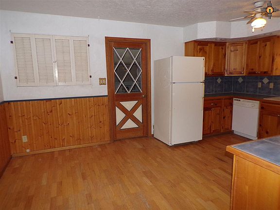 5th image of 318 S 38th St