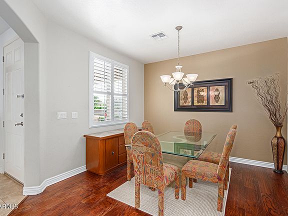 5th image of 42432 W AVELLA Drive