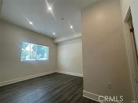 6445 Woodley Ave #101 — Photo 12