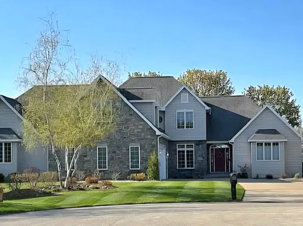 4469 W Fieldwood Ln, Appleton, WI 54913