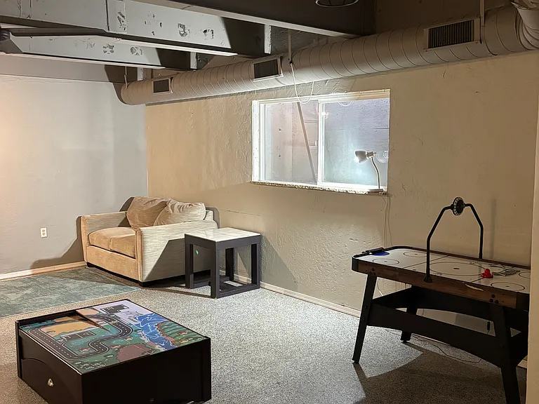 413 E Ellis Dr — Photo 26