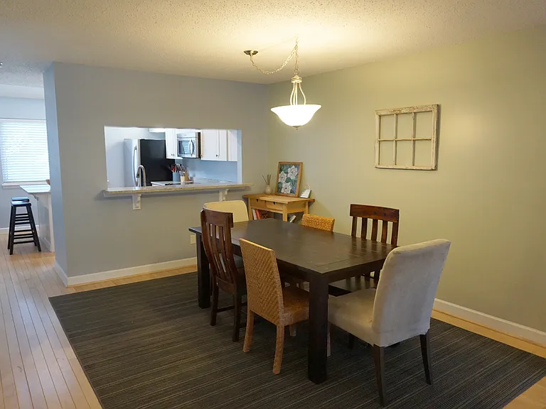 2312 Kingbird Ln — Photo 4