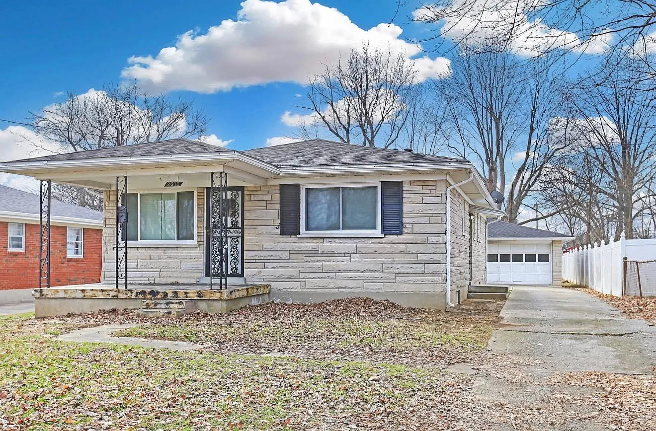 4 bed, 1650 sqft, $1,899 — Photo 3