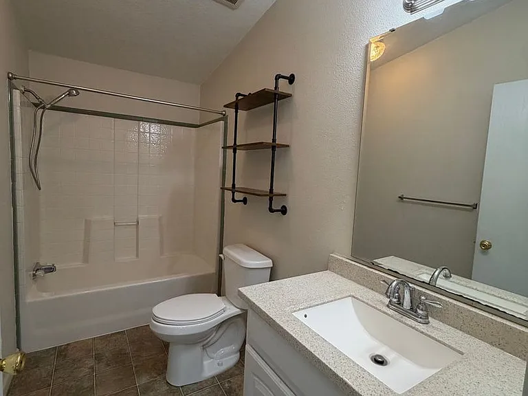 175 S 69th Pl — Photo 6
