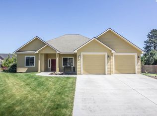 6614 W Olivia Ct, Pasco, WA 99301