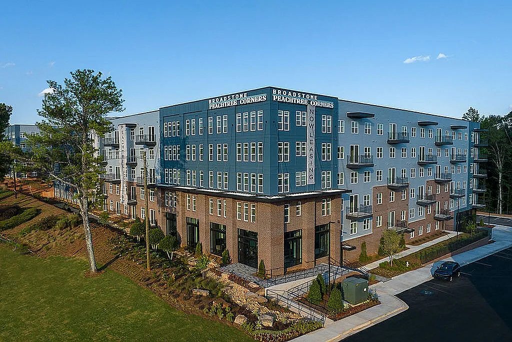 Broadstone Peachtree Corners — Photo 2
