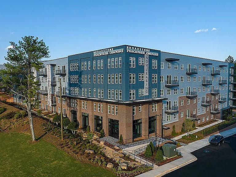 Broadstone Peachtree Corners — Photo 2