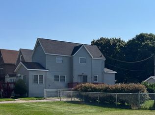 726 Maple St, Sault Sainte Marie, MI 49783
