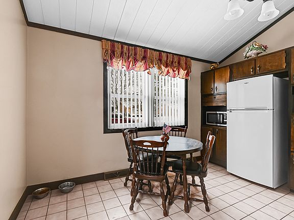 5th image of 12210 S Harding Ave