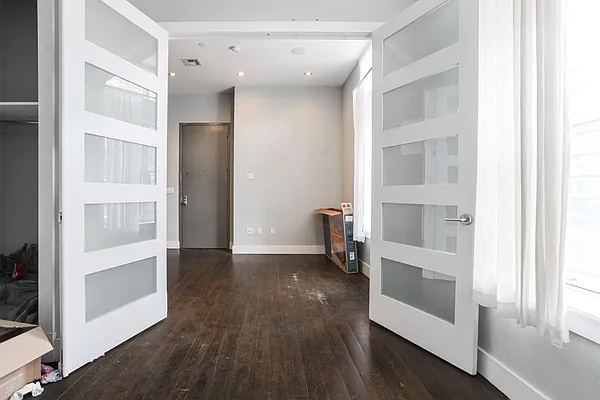 Rented by Brooklyn Group | media 7