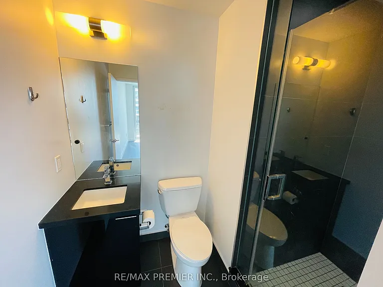 8 Eglinton Ave E #4301 — Photo 10