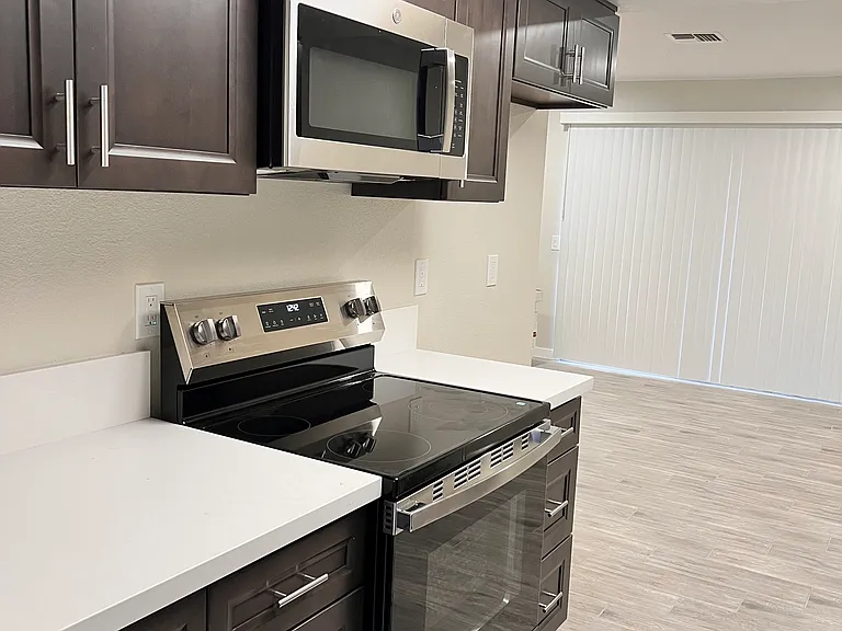 2640 N D St #2 — Photo 5