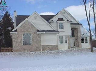 10380 Ridge, White Lake, MI