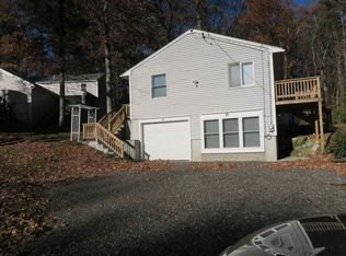 27 Azalea Ln, Pelham, NH 03076