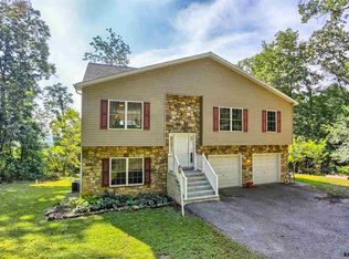 3721 Pleasant Valley Rd, York, PA 17406