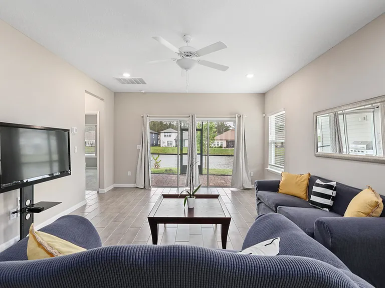 3987 Bloomfield Ct — Photo 31