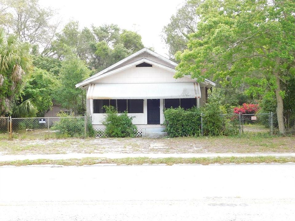 1st image of 1827 DOUGLAS AVENUE