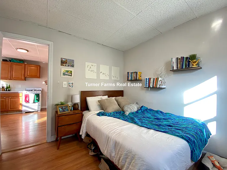 1572 Tremont St — Photo 25