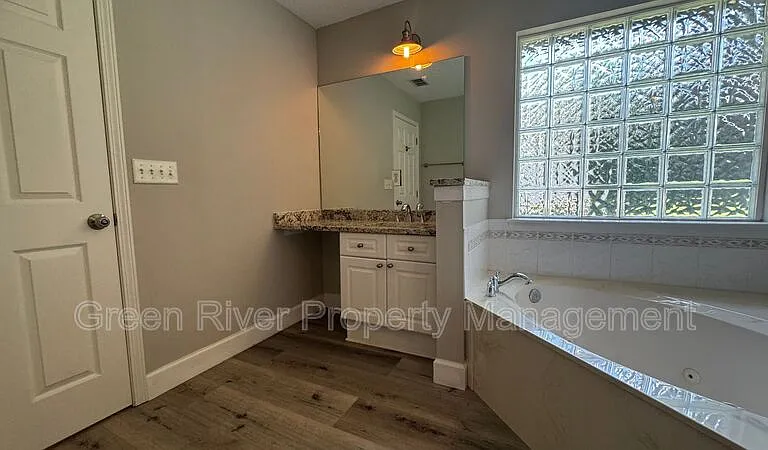 338 Bridgestone Ct — Photo 23