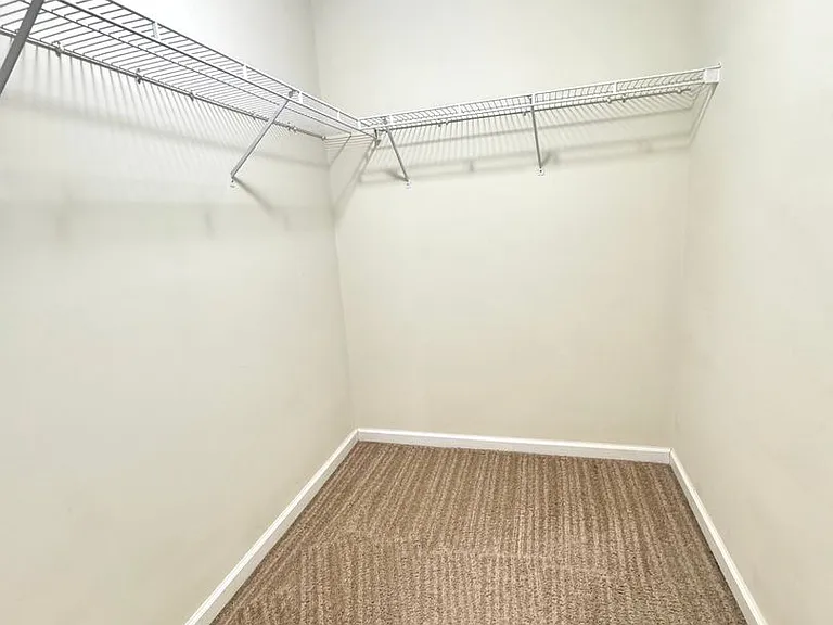 178 Commons Dr — Photo 13