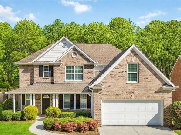 1670 Cooper Lakes Dr, Grayson, GA 30017
