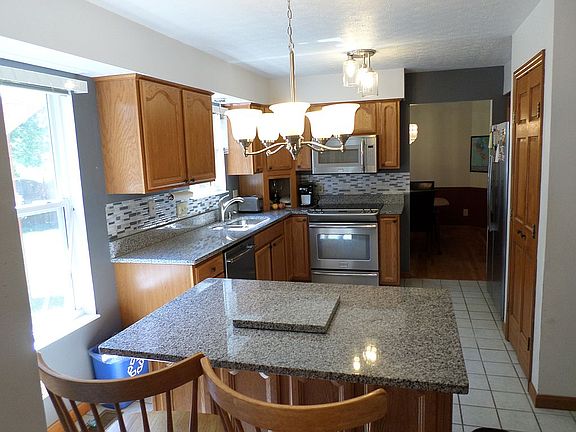2nd image of 157 Winding Trails Dr