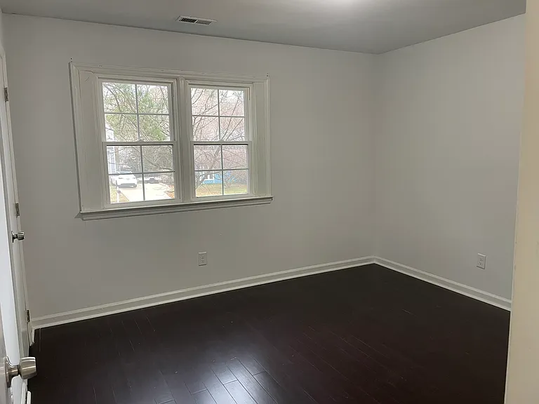 6909 Glendower Rd #B — Photo 3