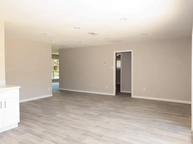 8335 Langdon Ln — Photo 18