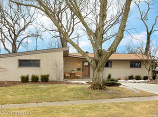 2045 Laurome Dr, Royal Oak, MI