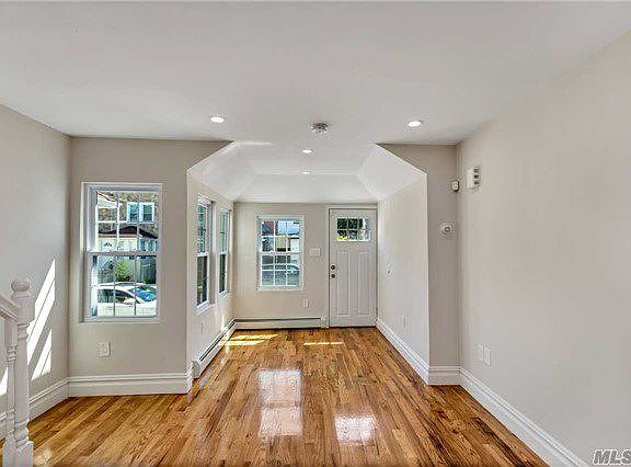 5th image of 11828 154th St