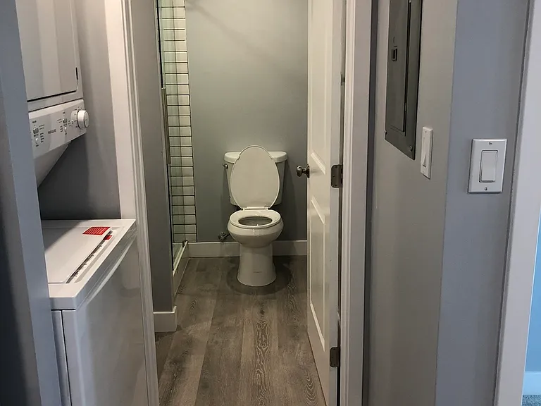 Darlene Ct — Photo 4