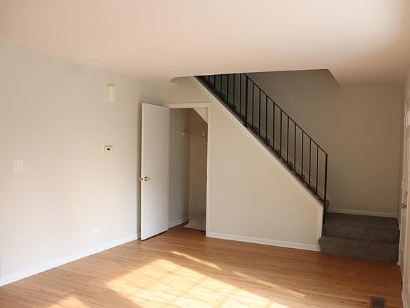 2nd image of 126 S Prospect Ave Unit B