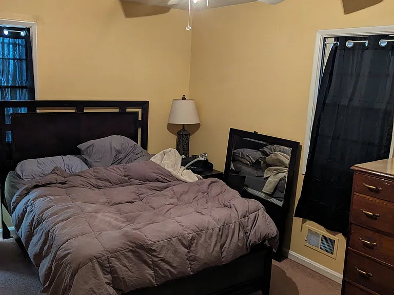 Evelyn Dr — Photo 13