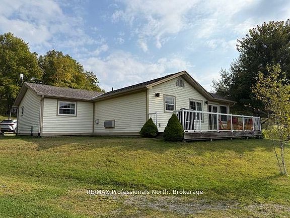 3rd image of 1052 Rat Bay Rd S #126-5