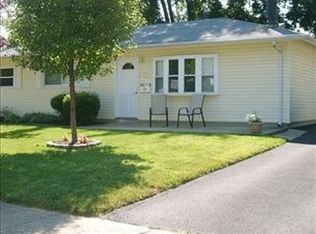 212 Sheelin Rd, Xenia, OH 45385