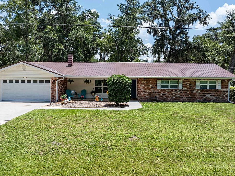 1st image of 191 SE Cheyenne Ct