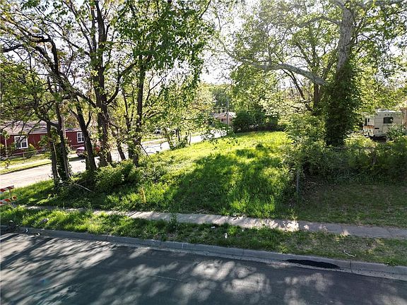 2nd image of 3312 E 72nd St