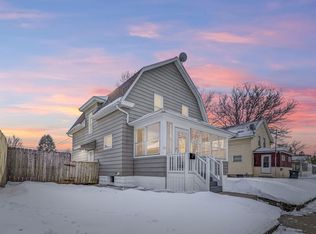 933 Riehl St, Waterloo, IA 50703