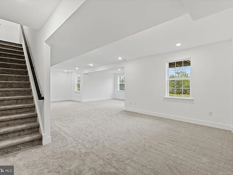 21 William Boyer Dr — Photo 31