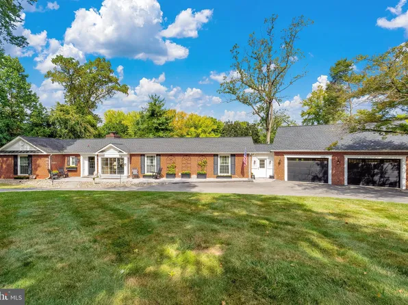 506 Dogwood Ln, Conshohocken, PA 19428
