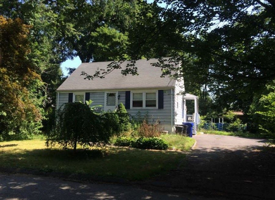 2nd image of 41 Cedar Crest Pl